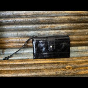 Hobo International Black Leather Wrist Wallet
